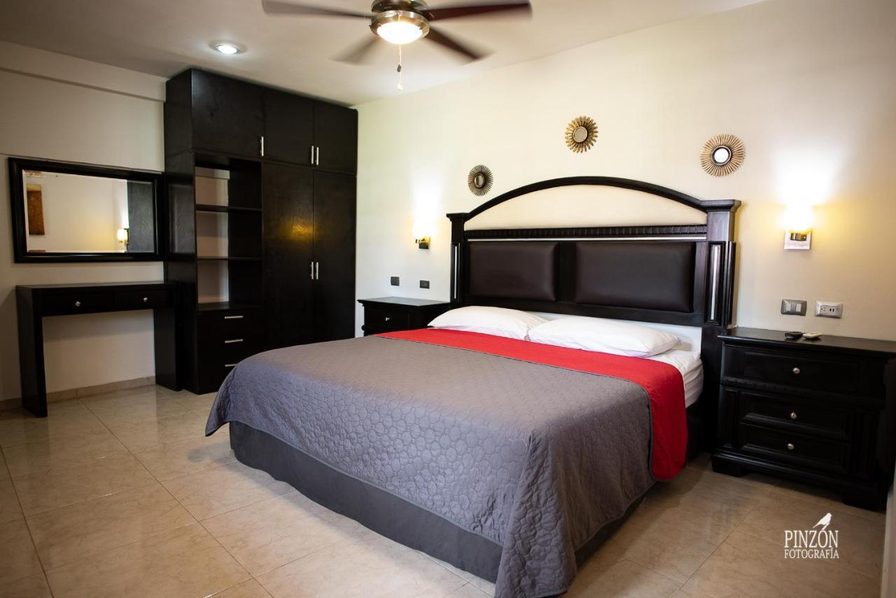 Hotel Suites Paraiso Merida Luaran gambar