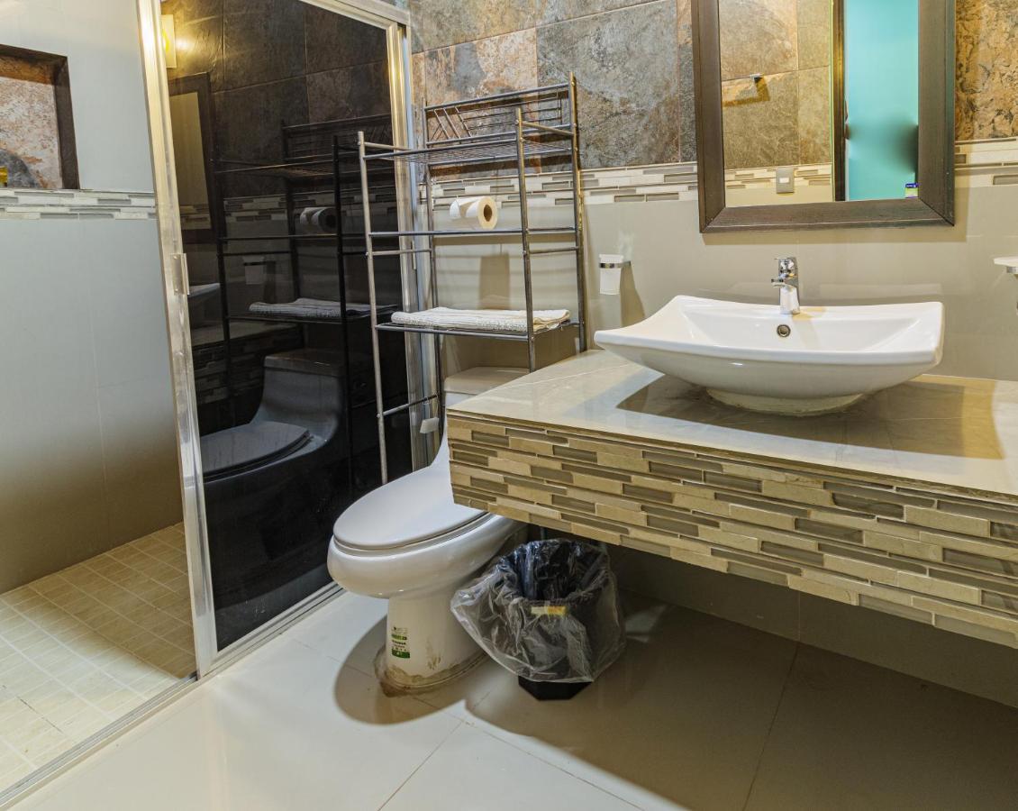 Hotel Suites Paraiso Merida Luaran gambar
