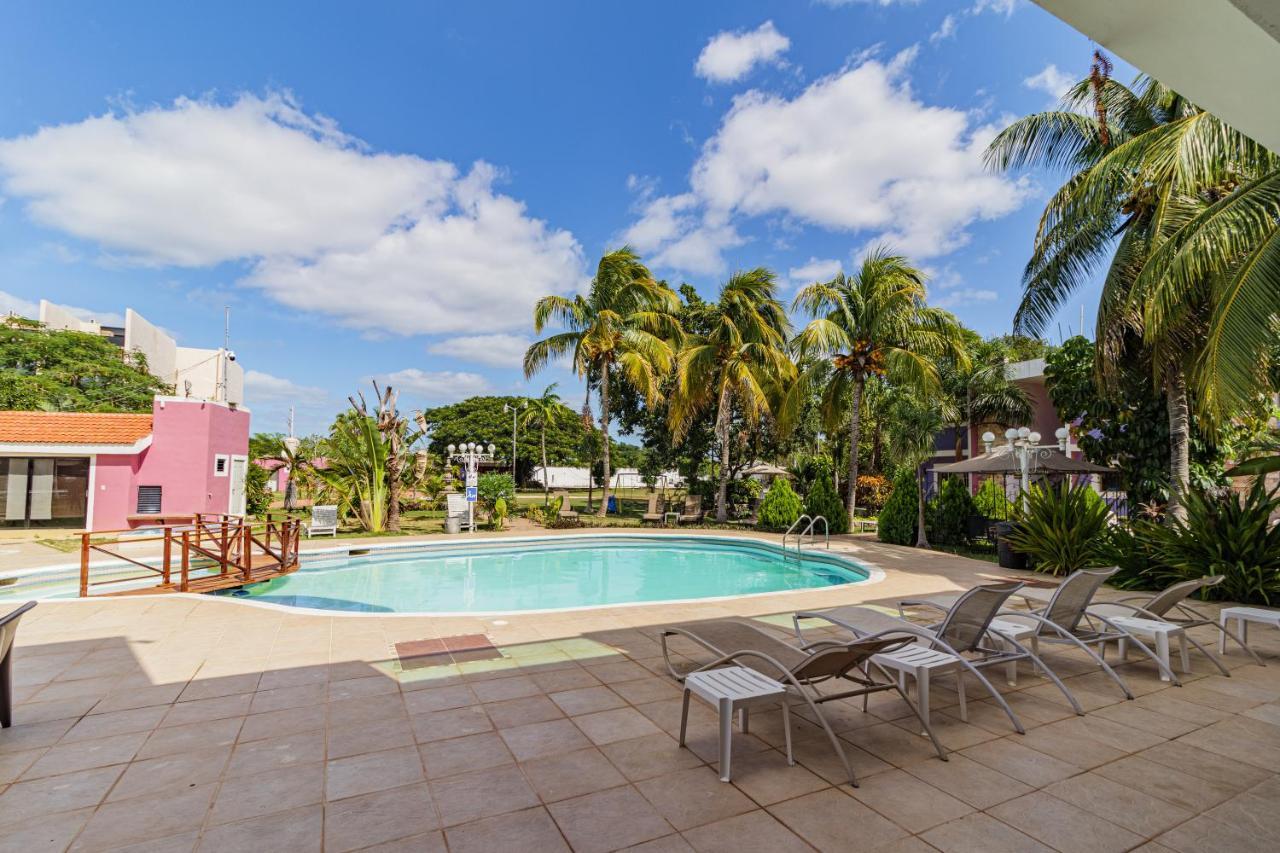 Hotel Suites Paraiso Merida Luaran gambar